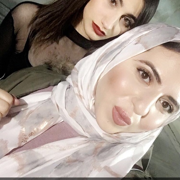 Meet your Posher, Reham - Picture 1 of 1